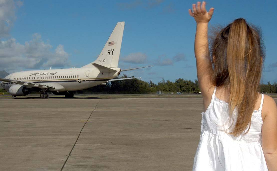 How to fly with a little child? - Travel tips for families