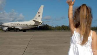 How to fly with a little child? - Travel tips for families